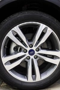 فورد تيريتوري تيتانيوم 2025