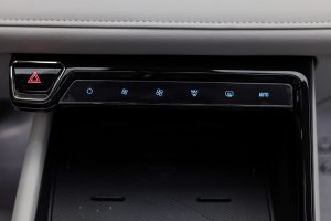 فورد تيريتوري تيتانيوم 2025