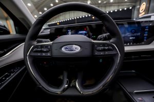 فورد تورس تيتانيوم 2025