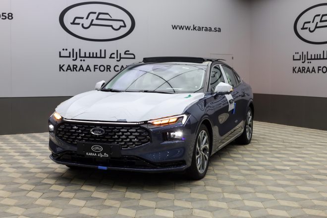 فورد تورس تيتانيوم 2025