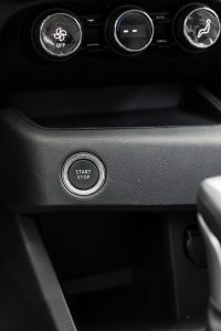 نيسان ماجنايت ستاندر 2025