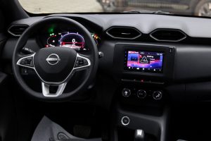 نيسان ماجنايت ستاندر 2025