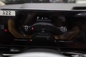 مواصفات كيا كرنفال نص فل 2026