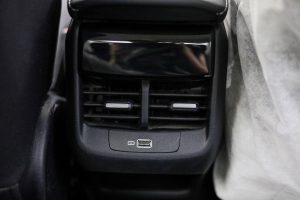 مواصفات ام جي 5 ستاندر 2025 الشكل الجديد