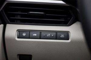 مواصفات نيسان التيما نص فل 2026