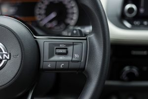 مواصفات نيسان اكس تريل ستاندر 2026 دبل 5 مقاعد