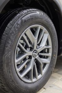 مواصفات نيسان اكس تريل ستاندر 2026 بدون دبل 5 مقاعد