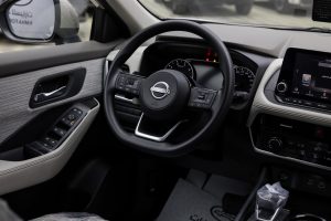 مواصفات نيسان اكس تريل ستاندر 2026 بدون دبل 5 مقاعد