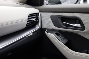 مواصفات نيسان اكس تريل ستاندر دبل 7 مقاعد 2026