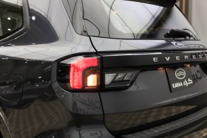 مواصفات فورد ايفرست ستاندر 2025