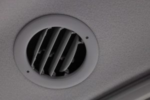 مواصفات فورد ايفرست ستاندر 2025