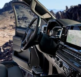 شفروليه EMKO 2025 من الخارج - كراء للسيارات الرياض