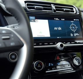 هيونداي كريتا 2025 من الخارج - كراء للسيارات الرياض