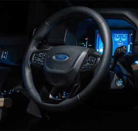 فورد إيفرست 2024 - كراء للسيارات الرياض