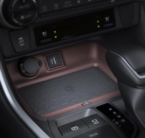 تويوتا Camry 2025 جديدة - كراء للسيارات