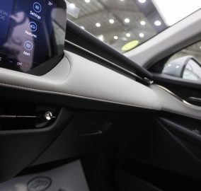 مواصفات فورد تورس ترند 2026