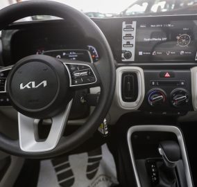 مواصفات كيا سونيت ستاندر 2026