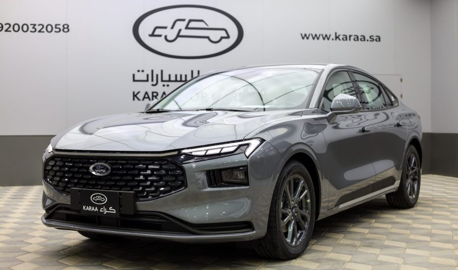 مواصفات فورد تورس امبيانتي 2026 في السعودية