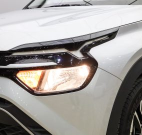 كيا كارينز ستاندرد 2025