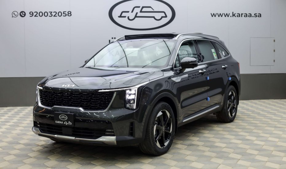 كيا سورينتو هايبرد 2025 فئة ستاندر ومزايا امان عالية