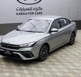 مواصفات ام جي 5 ستاندر 2025 الشكل الجديد