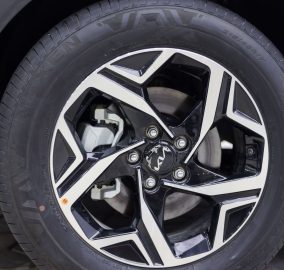 كيا سبورتاج لارج 2025 جديدة للبيع - كراء للسيارات الرياض