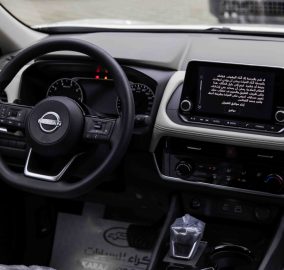 نيسان اكس تريل 2025 ستاندر 5 مقاعد بدون دبل في السعودية اهم المميزات والاسعار