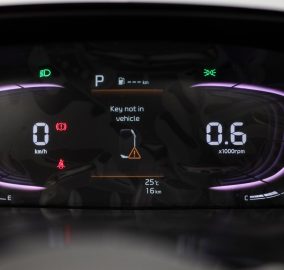 كيا كارينز نص فل 2025