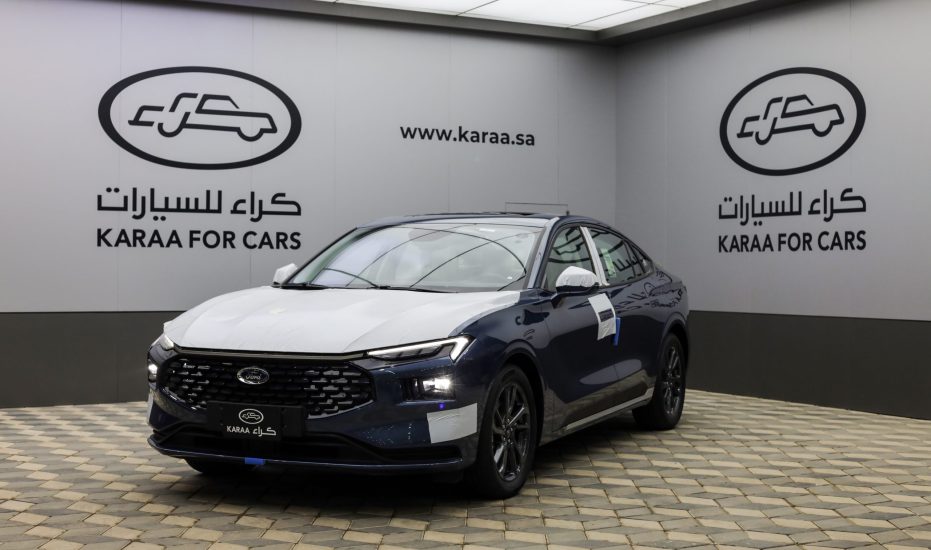 فورد تورس امبيانتي 2025 جديدة للبيع - كراء للسيارات