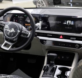 كيا K5 ستاندر مطور 2026 في السعودية المواصفات الكاملة المميزات والأسعار من وكيل الأهلية