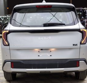 كيا كارينز ستاندر 2026 بأفضل سعر ومواصفات مناسبه للعائلة في السعودية