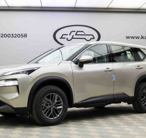 نيسان اكس تريل 2025 ستاندر 5 مقاعد بدون دبل في السعودية اهم المميزات والاسعار